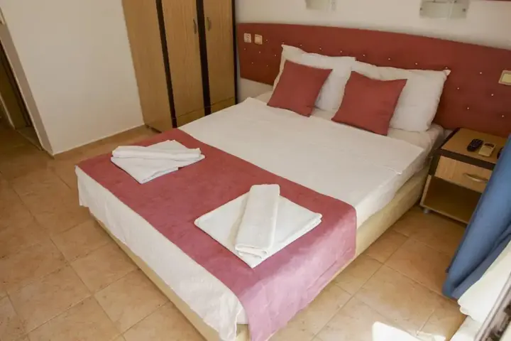 Турунч: Zeybek Hotel