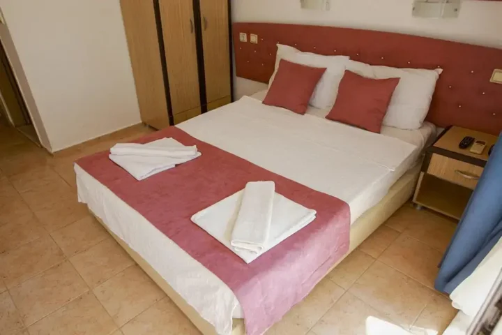 Турунч: Zeybek Hotel