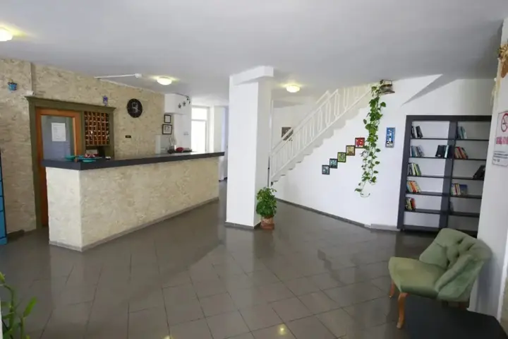Турунч: Zeybek Hotel
