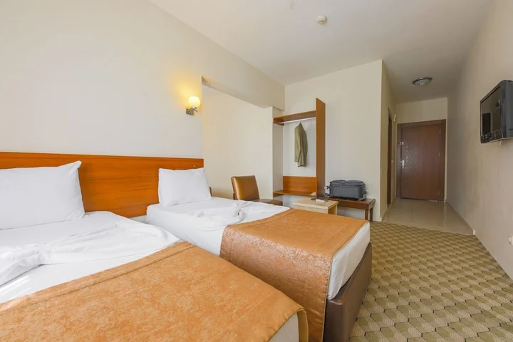 Мерсин: Hosta Otel