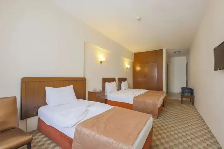 Мерсин: Hosta Otel