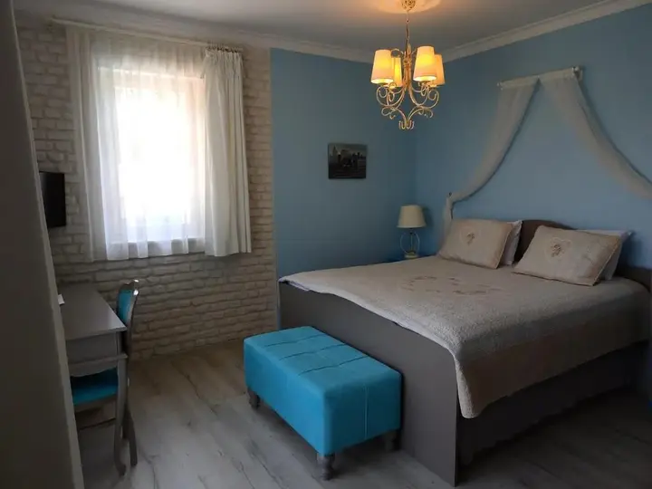 Айвалык: Karamela Otel