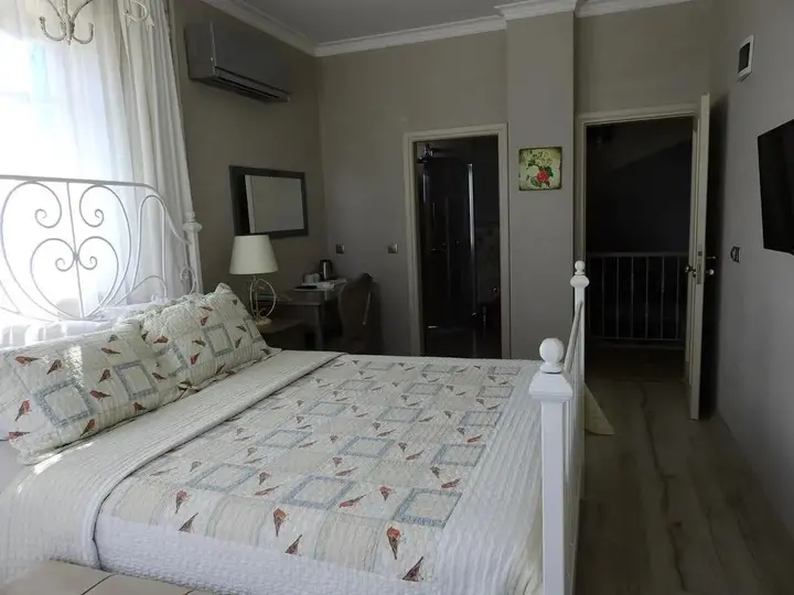 Айвалык: Karamela Otel
