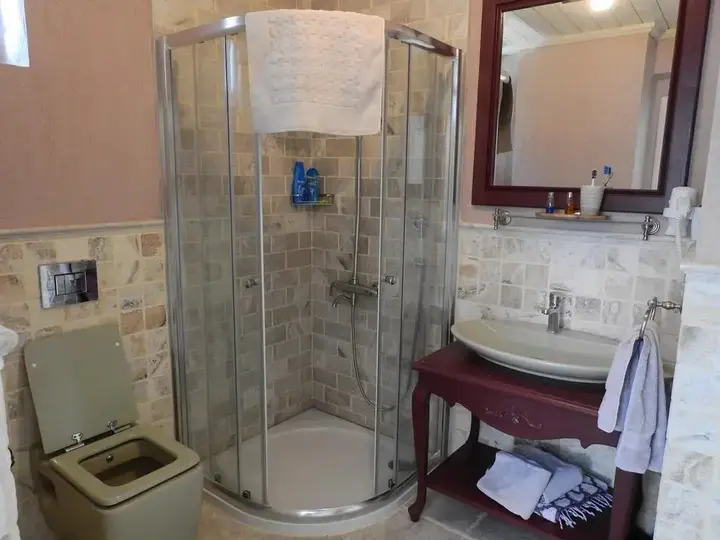 Айвалык: Karamela Otel