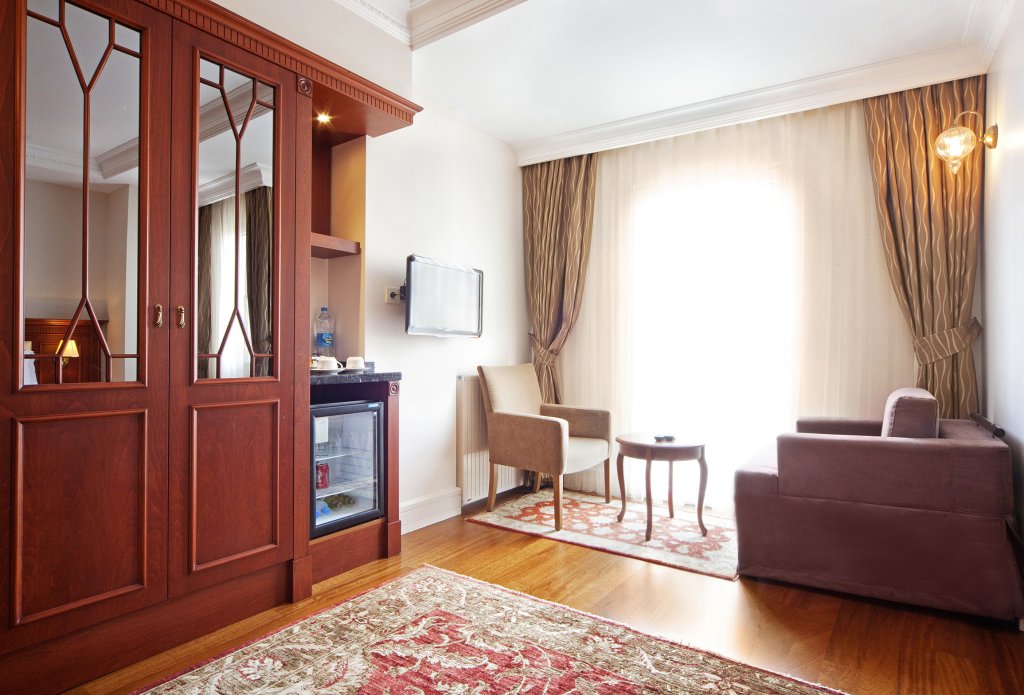 Стамбул: Отель Aren Suites