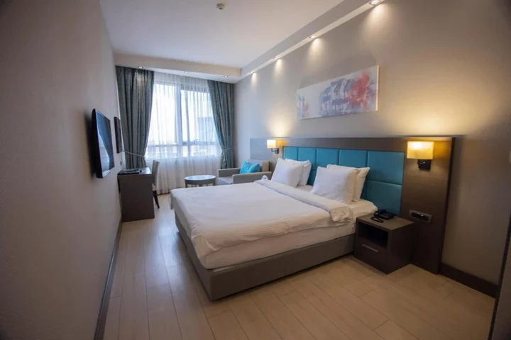 Эдирне: Hilly Hotel