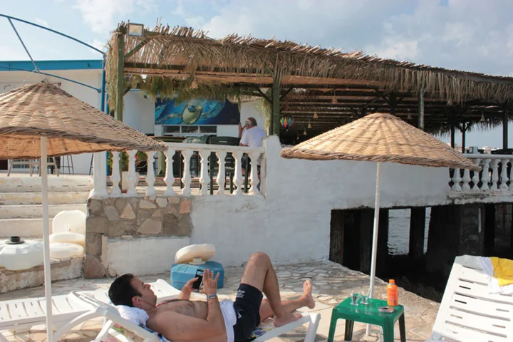 Карабурун: Can Karaburun Hotel