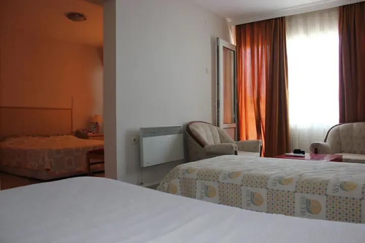 Карабурун: Can Karaburun Hotel