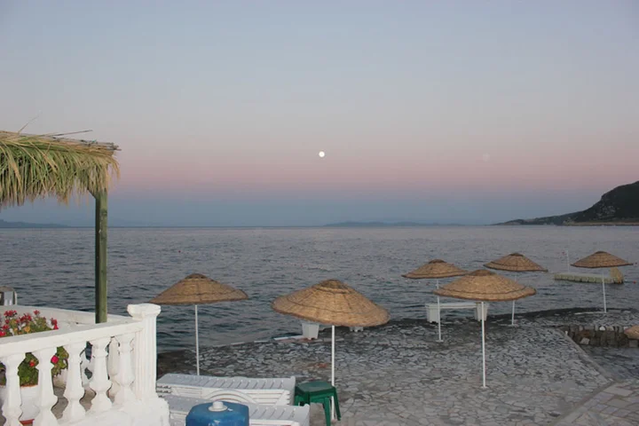 Карабурун: Can Karaburun Hotel