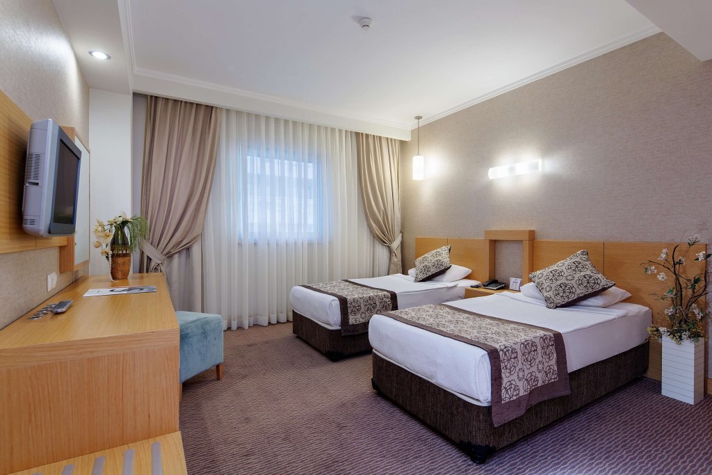 Окурджалар: Saphir Resort & Spa