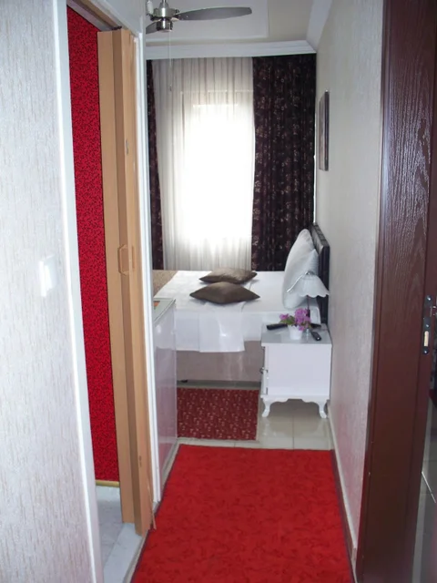 Чешмели: Gozde Pansiyon Otel