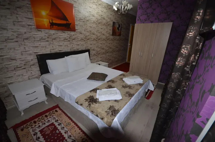 Чешмели: Gozde Pansiyon Otel