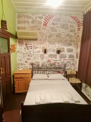 Айвалык: Cunda Zehra Teyzenin Evi