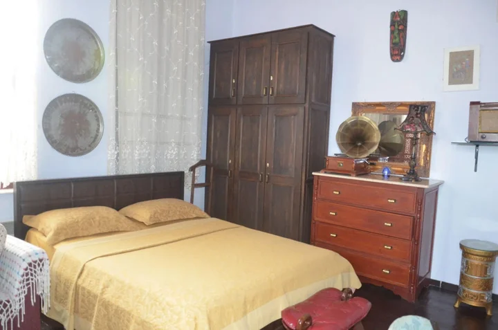 Айвалык: Cunda Zehra Teyzenin Evi