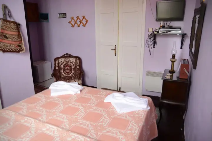 Айвалык: Cunda Zehra Teyzenin Evi
