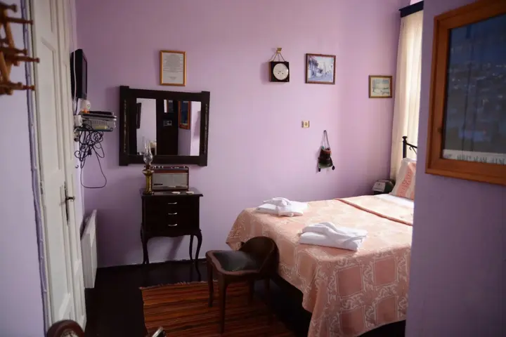 Айвалык: Cunda Zehra Teyzenin Evi