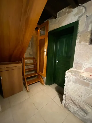 Айвалык: Cunda Zehra Teyzenin Evi