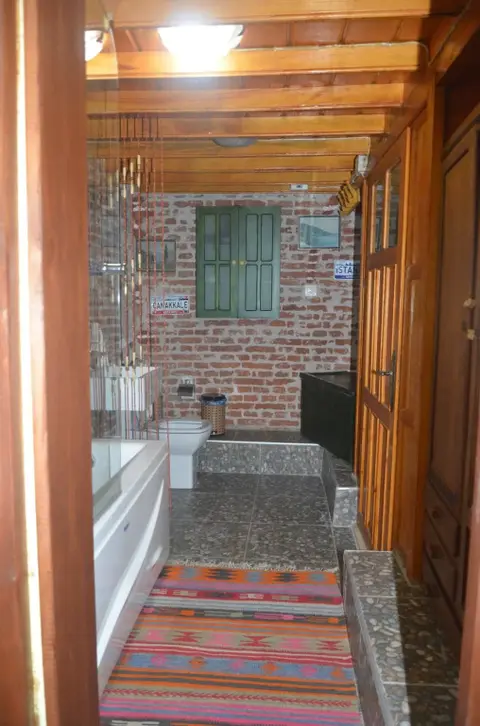 Айвалык: Cunda Zehra Teyzenin Evi
