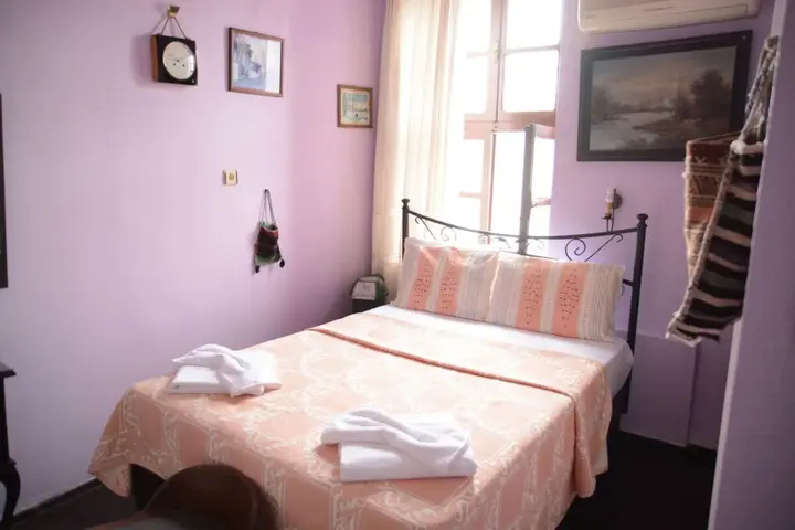 Айвалык: Cunda Zehra Teyzenin Evi