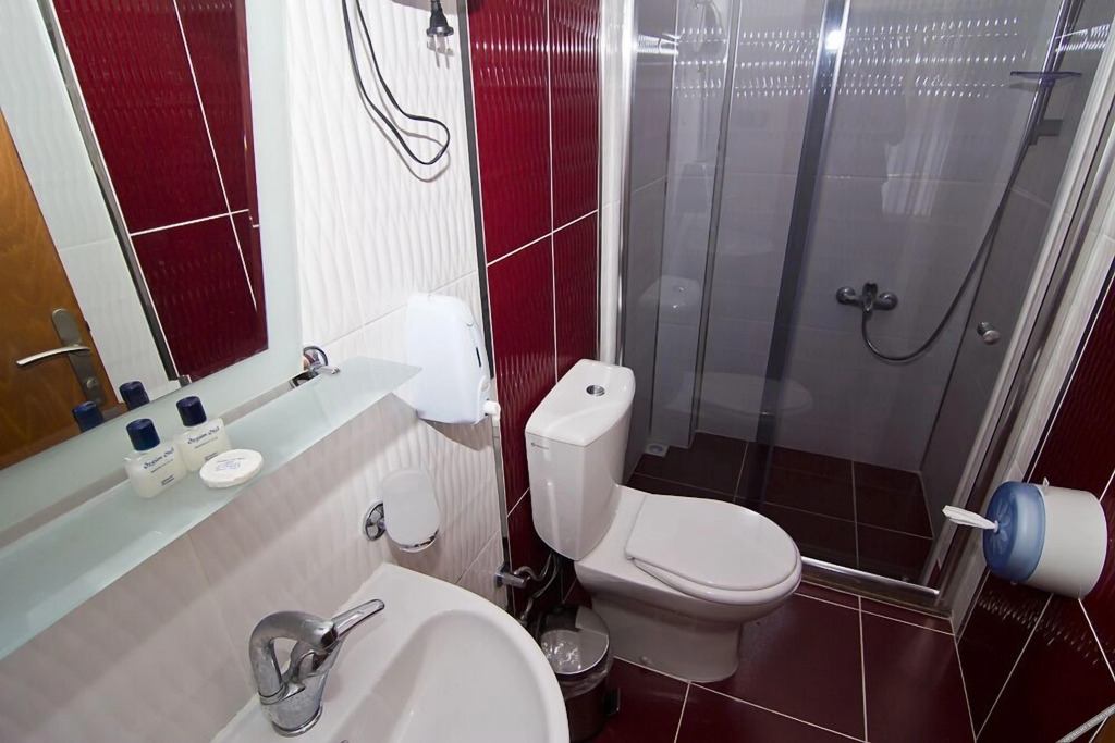 Бартын: Ozgun Otel