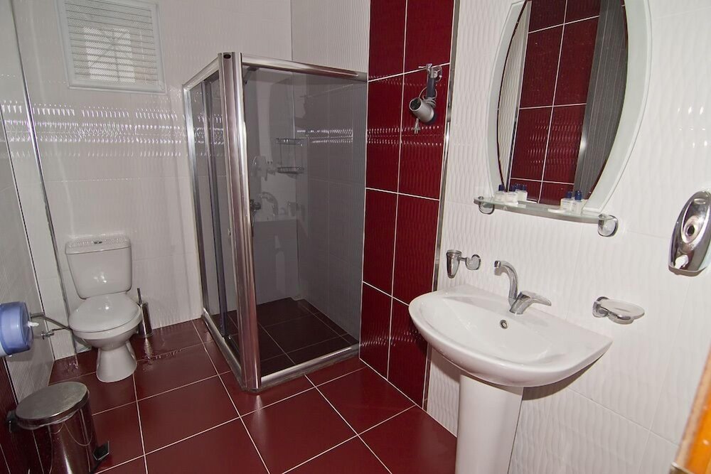 Бартын: Ozgun Otel