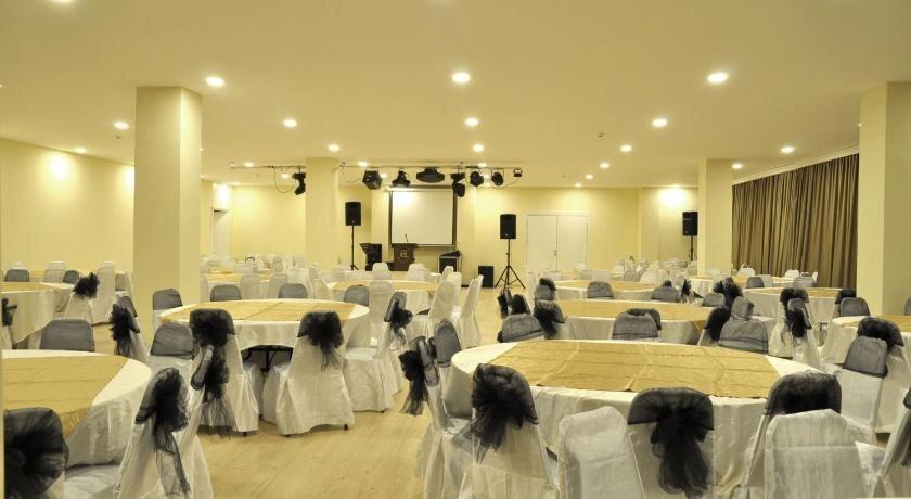 Дикили: Etap Altinel Hotel Aliaga