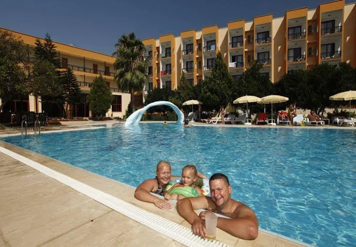 Кемер: Club Hotel Mira