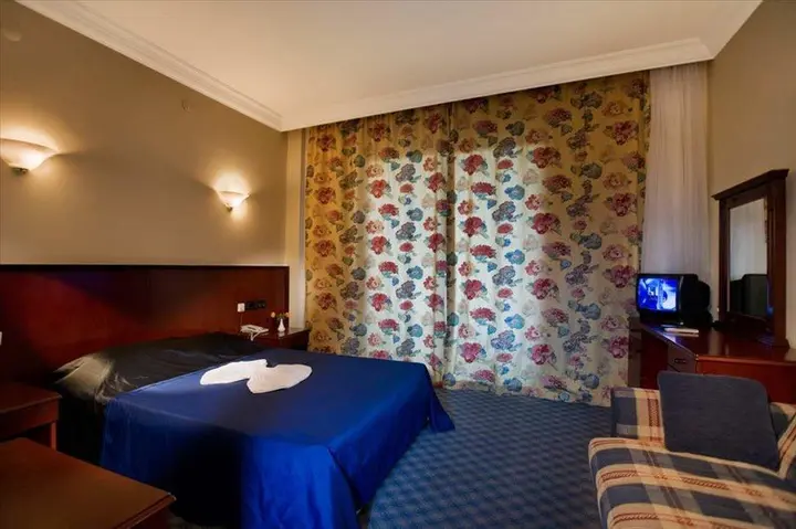 Кемер: Club Hotel Mira