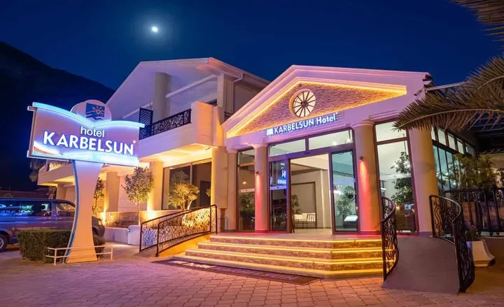 Фетхие: Hotel Karbelsun