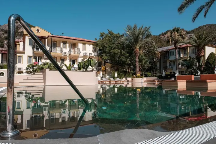 Фетхие: Hotel Karbelsun