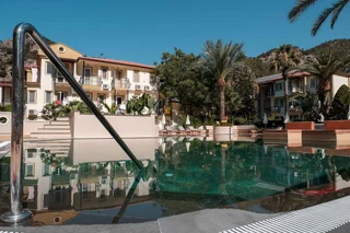 Фетхие: Hotel Karbelsun