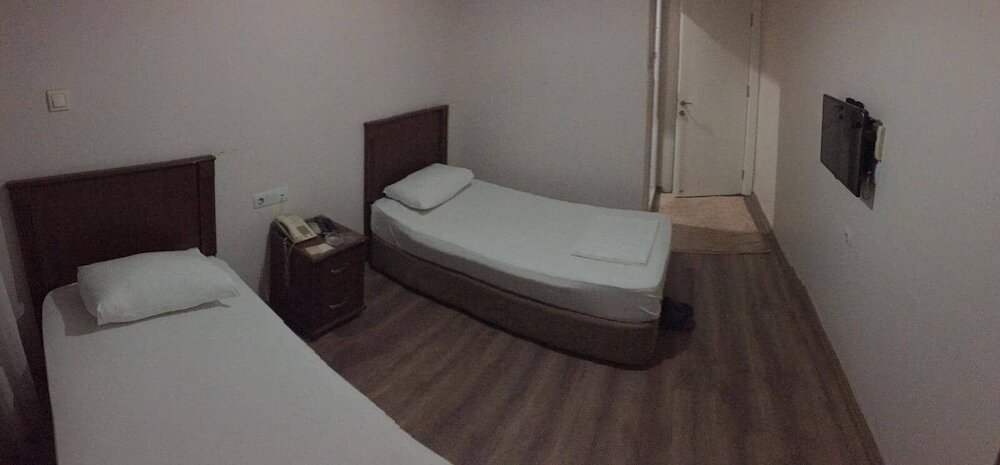Мерсин: Demirbas Hotel