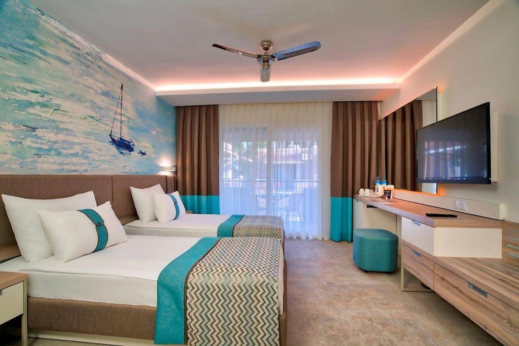 Кемер: Отель Pirate's Beach Club - Ultra All Inclusive