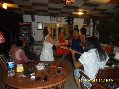 Битез: Borabora Apart Hotel