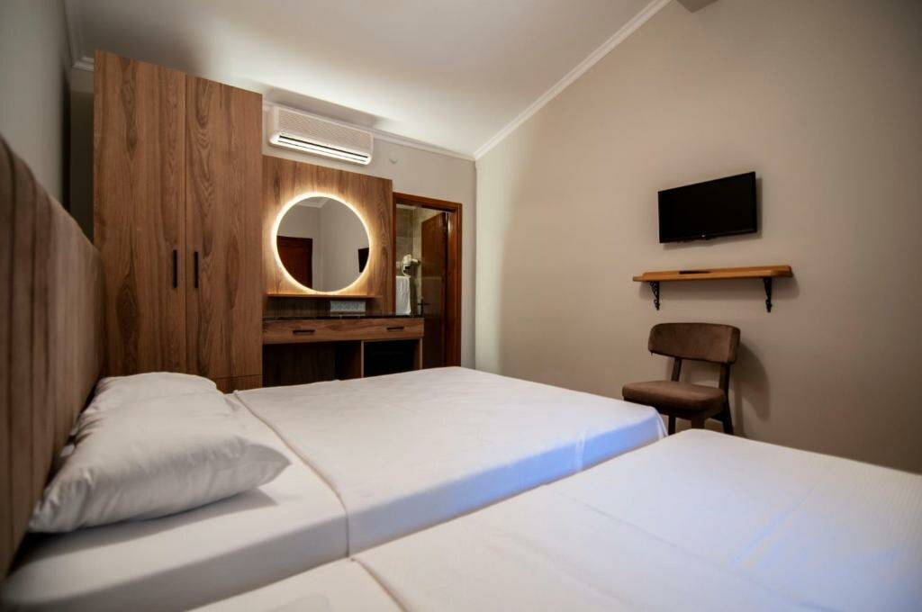 Сайл: Fener Motel