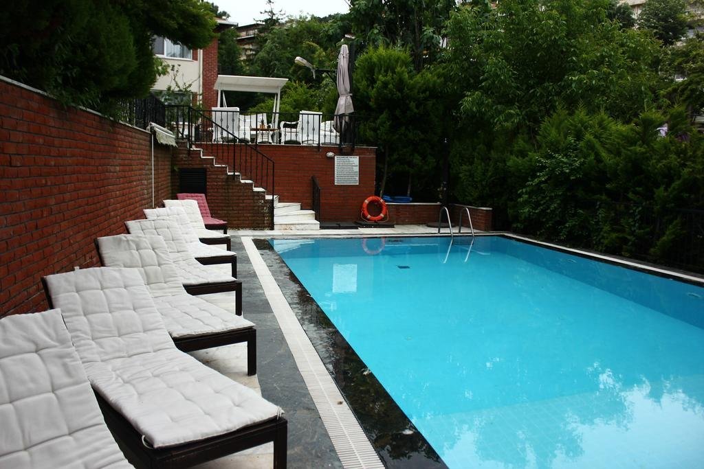 Бююкада: Büyükada Apart Hotel - Karadağ Apart