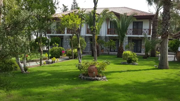 Дальян: Dervi̇şhan Pension