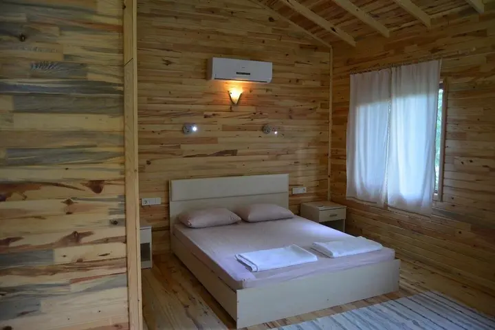 Чиралы: Villa Halil Bungalow