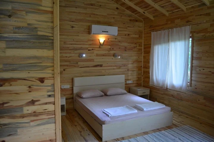 Чиралы: Villa Halil Bungalow