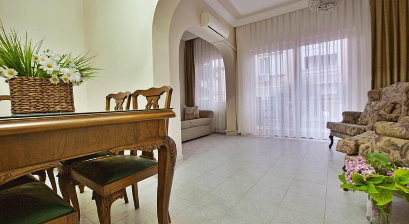 Бююкада: Büyükada Apart Hotel - Yeni Apart