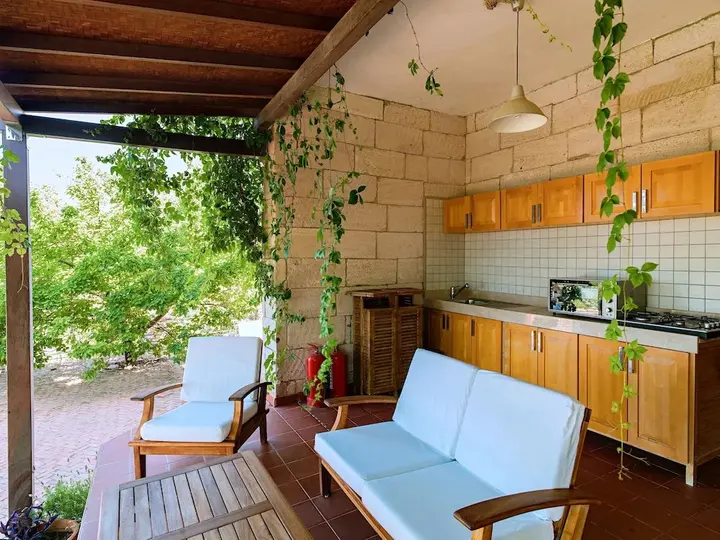 Датча: Villa Vino