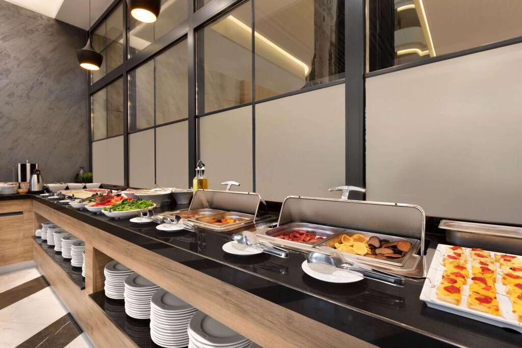 Стамбул: Ramada Encore By Wyndham Istanbul Basin Express