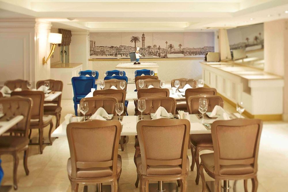 Измир: Double Tree By Hilton Izmir Alsancak