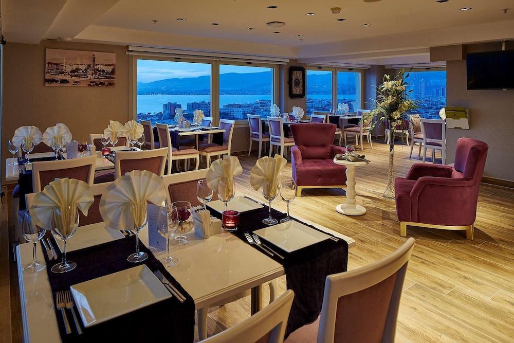 Измир: Double Tree By Hilton Izmir Alsancak