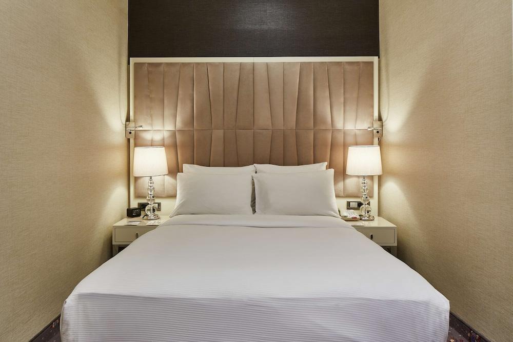 Измир: Double Tree By Hilton Izmir Alsancak