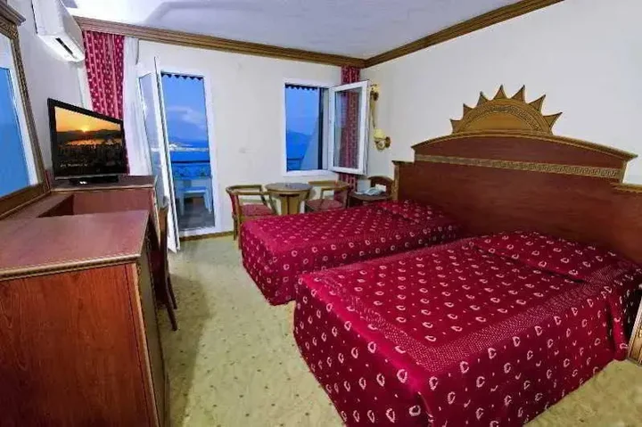 Бодрум: Grand Newport Hotel