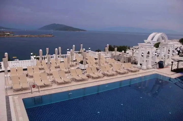 Бодрум: Grand Newport Hotel