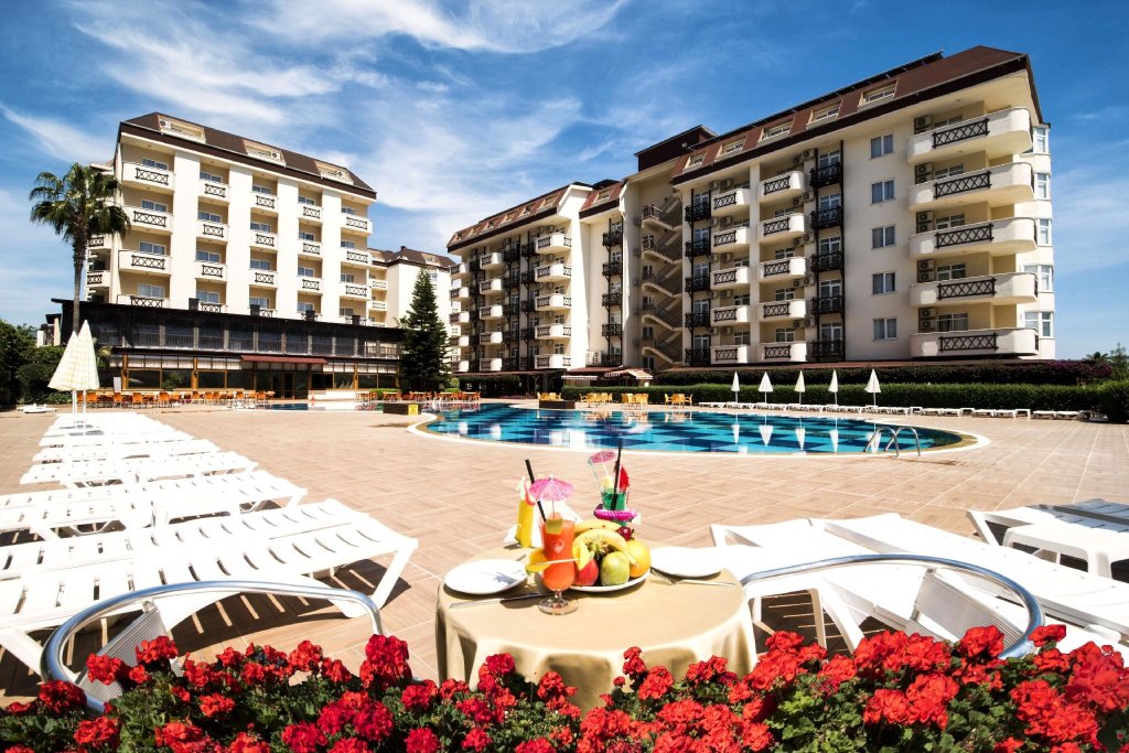 Аланья: Hotel Titan Garden