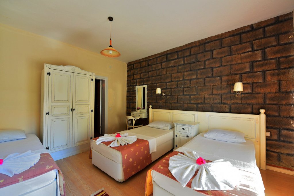 Голькой: Yalim Hotel