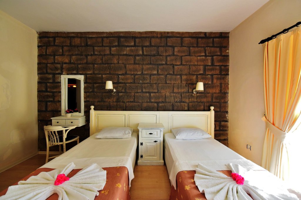 Голькой: Yalim Hotel